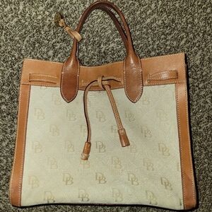 Dooney & Bourke Alto Italy Tassel Tote Satchel Purse Bag
